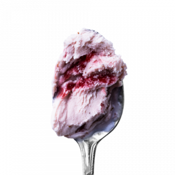 Lody o smaku truskawki i białej czekolady